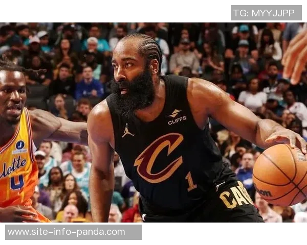 米切尔致敬泰森强调詹姆斯为克城首冠奠定重要基础